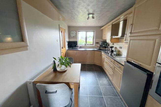 3 bed Detached for sale Image 5