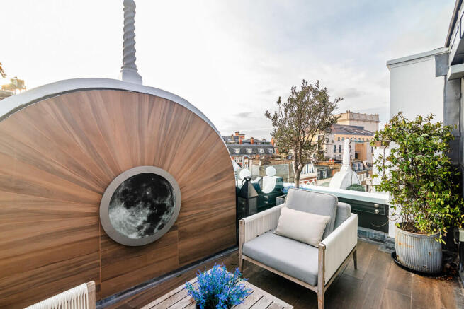 Tavistock_Street_...