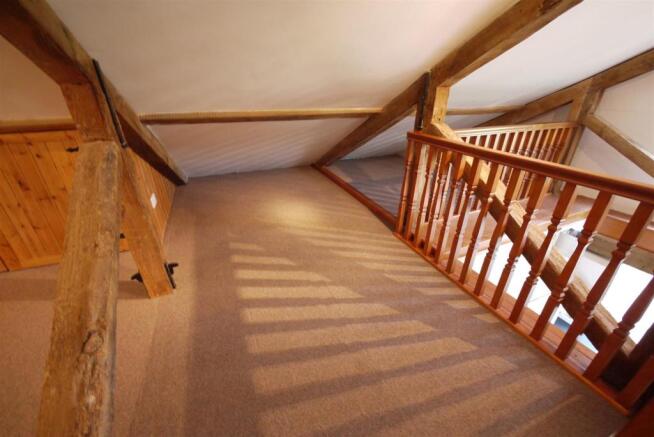 LOFT ROOM