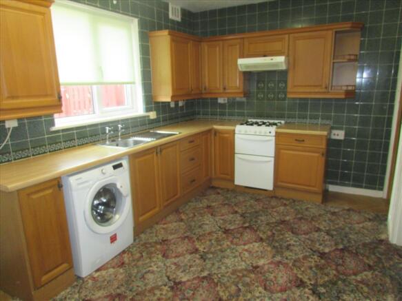 KITCHEN/BREAKFAST ROOM