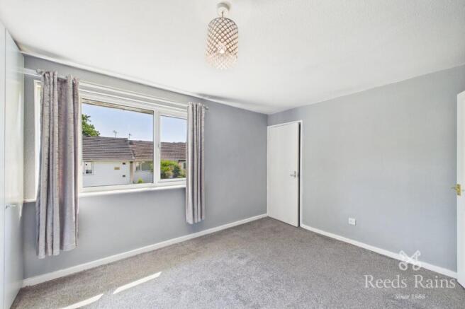 2 bed End of Terrace to rent Image 10
