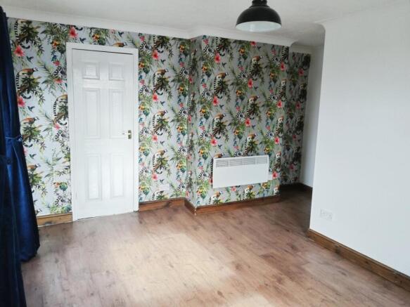 2 bed Apartment to rent Image 8