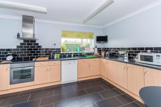 Kitchen/breakfast ro