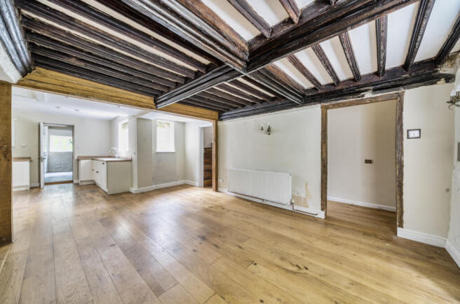 1296417-17-682db1...