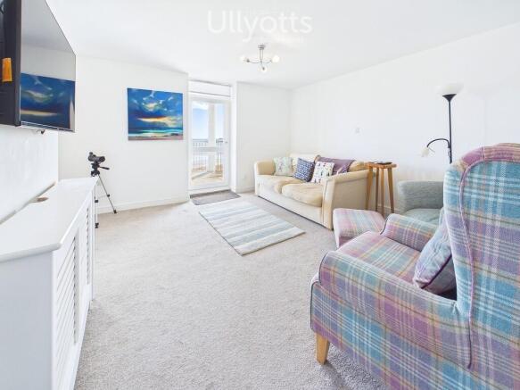 2 bed Apartment for sale Image 6