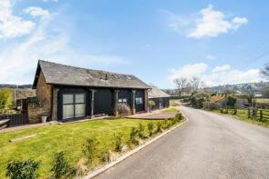Sunnyside Barn, Castle Farm, B4214 Wood Bank Farm Collington To Worcestershire Boundary, Bromyard HR7 4NB