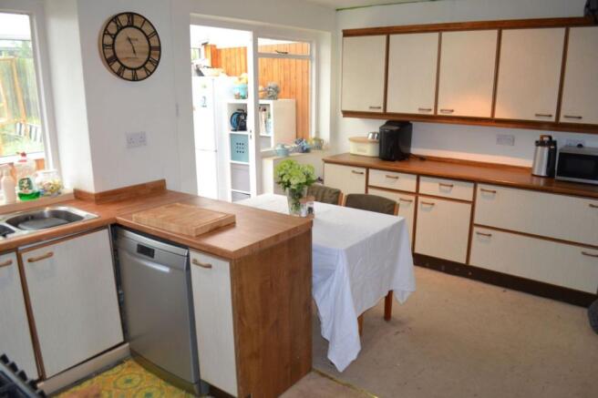 KITCHEN/DINER