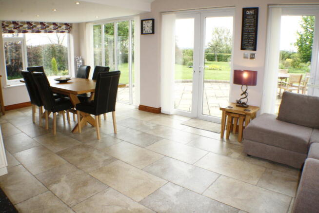 Kitchen/ diner