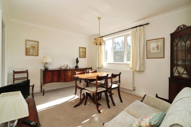 4 bed Detached for sale Image 5