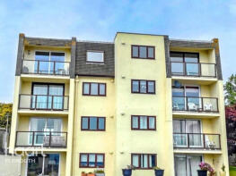 Flat 11, Courtenay Manor, Grafton Road, Wellswood, Torquay TQ1 1UN