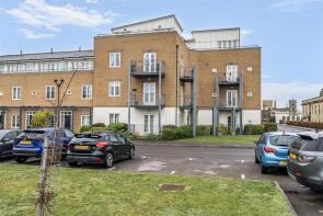 38, Pavilion Way, Gosport PO12 1FE