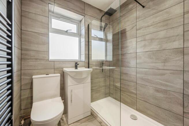 3 bed Detached Bungalow for sale Image 4