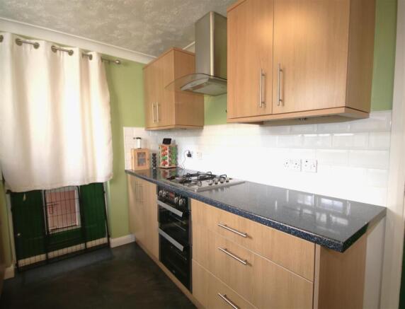 Kitchen c.JPG