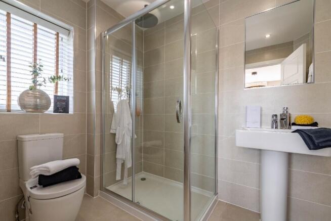4 bed Detached for sale Image 5