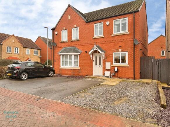 2-bed semi-detached on Clarke Avenue, Dinnington, Sheffield, £175,000