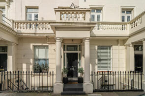 87, Gloucester Street, London SW1V 4EB