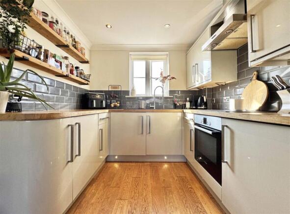 Kitchen.jpg