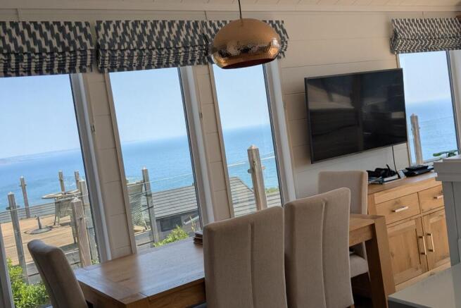 15 West Bay Drive, Coast View Holiday Park, Shaldon, Devon, TQ14 0BG photo 5