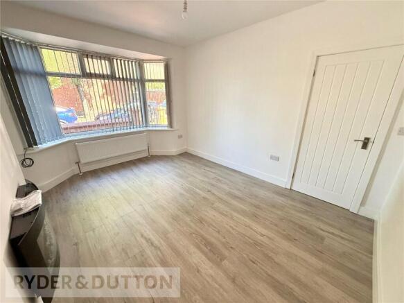 3 bed Semi-Detached to rent Image 4