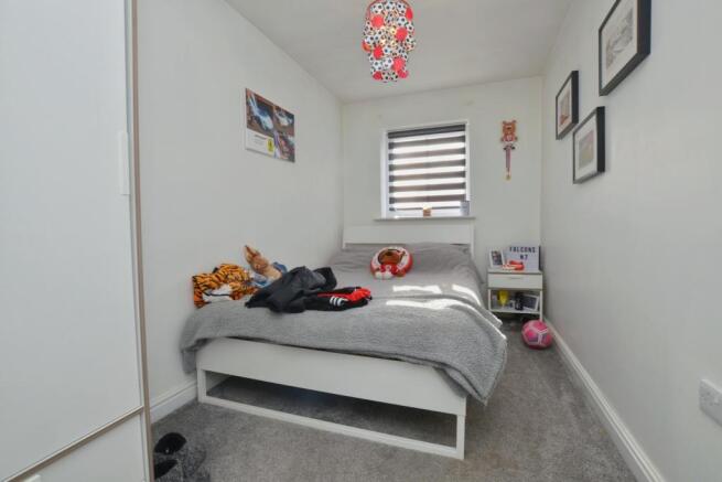 Photo 11