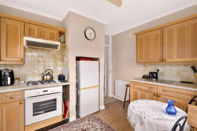For Sale by Aspire Residential | Adur Avenue