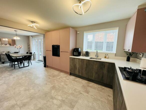 Kitchen Diner
