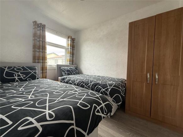 2 bed Bungalow for sale Image 5