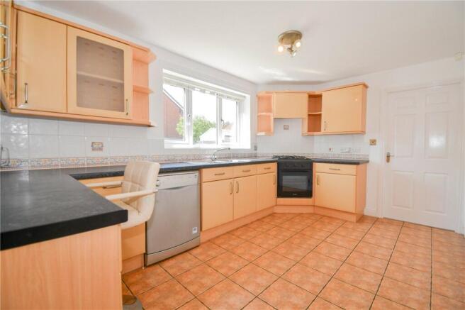 House in Wirral, Liverpool City Region - View 4
