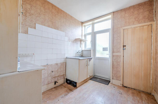 House in Portsmouth - View 3