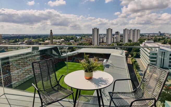 HERO