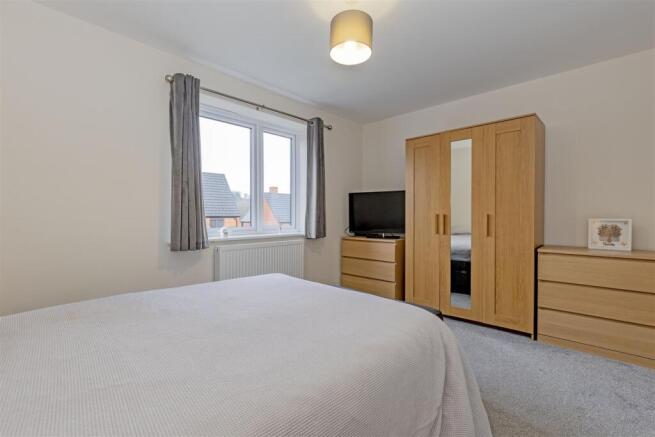 Bedroom 1-4.jpg