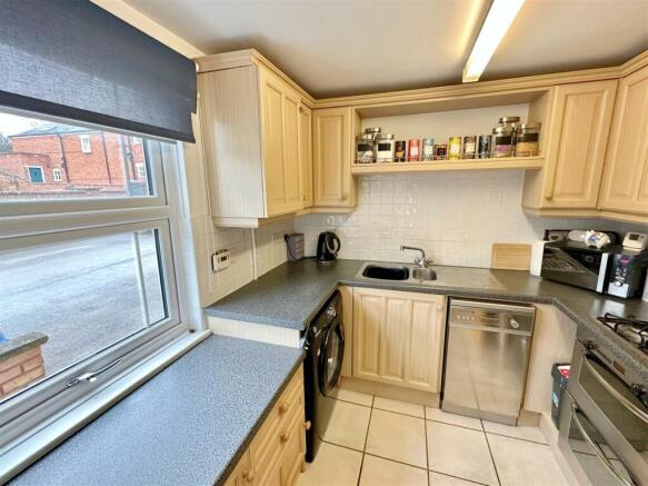 Kitchen.JPG