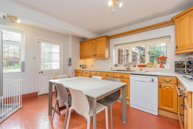 Long-Lane-Leicester-detached-house-IMG_0028.jpg