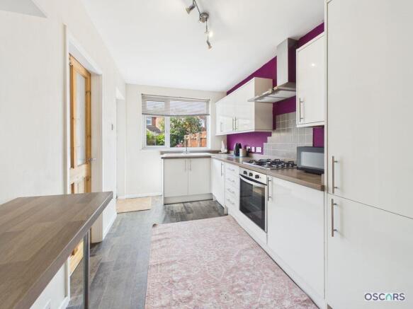 4 bed Semi-Detached for sale Image 5