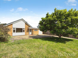 10 Dorney, Hills Road, Saham Hills, Thetford IP25 7EN
