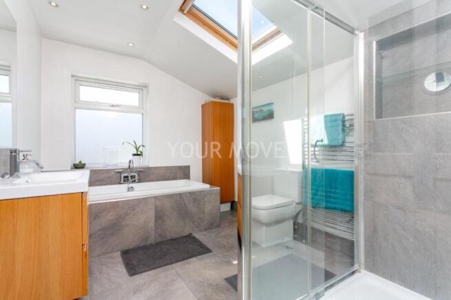 Bathroom / Wc