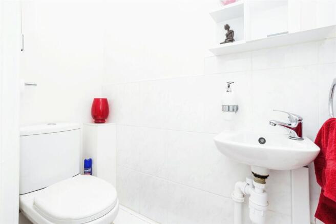Cloakroom/WC
