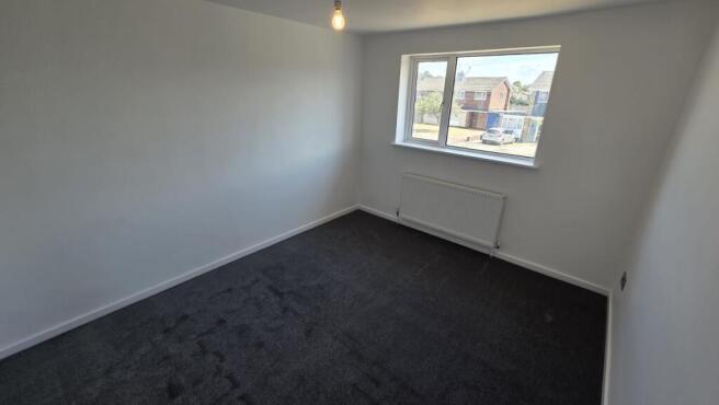 3 bed Semi-Detached to rent Image 9