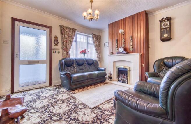 2a Living Room.jpg