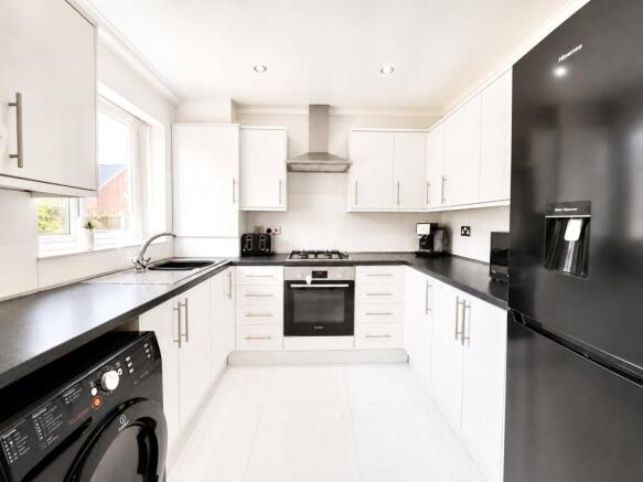 Longdown Road, Liverpool, L10 photo 3