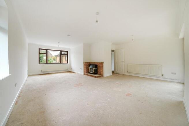 Sitting/Dining Room