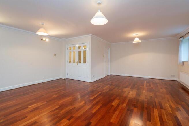 10-Marlborough-House-5555.jpg