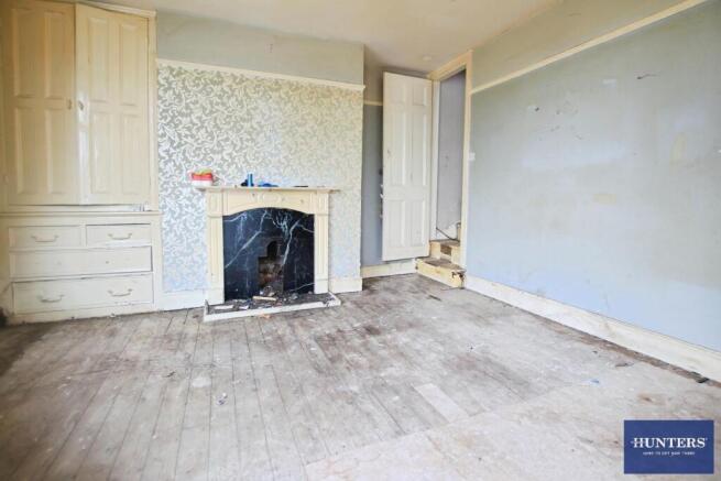 2 bed Terraced for sale Image 2