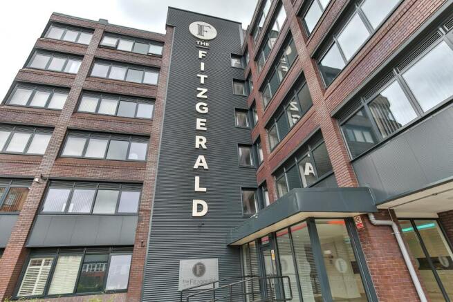 1 bed Apartment to rent Image 11