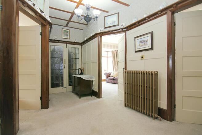 4 bed Detached for sale Image 5
