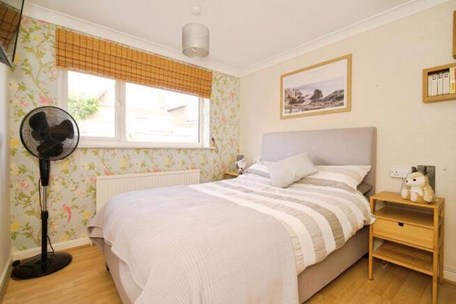 4 bed Detached for sale Image 10