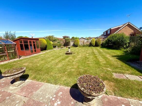 37 Jervis Avenue ...