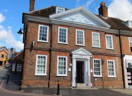 2 Flat 4, Cross & Pillory Lane, Alton GU34 1HL