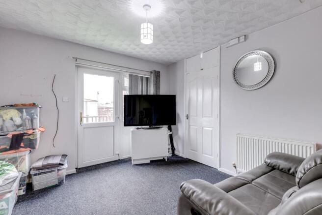 3 bed Semi-Detached for sale Image 11