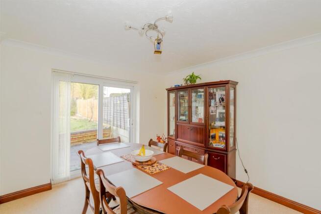 3, Bealeys Close, Bloxwich, Walsall, WS3 2JP (3 of